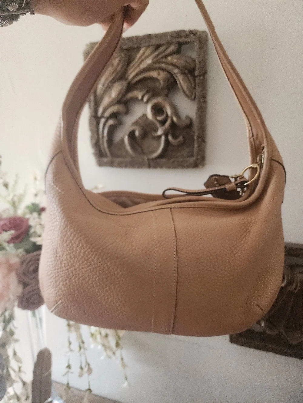 Coach Leather Shoulder Bag + New Coach Dino Keychain - Picture 15 of 16